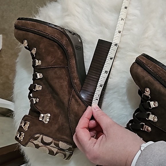Coach brown suede boots - Picture 7 of 16